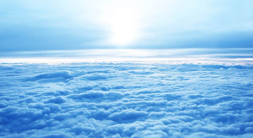 Voando acima das nuvens da vida Por Dr. Joseph Michael Levry